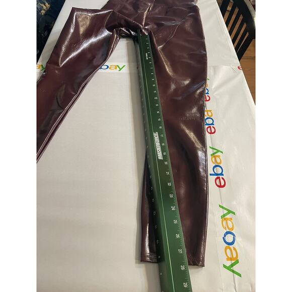 Spanx Leggings Faux Patent Leather Ruby Glossy Sz Medium High‎ Waist Stretch NEW - Picture 9 of 10
